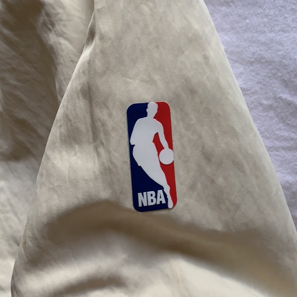 Nike x Fear of God light cream basketball jacket - Picture 8 of 13